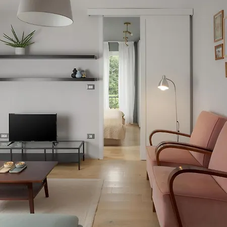 Elegant, Cosy And Quiet, Just 1 Min To Amphiteatre * Пула